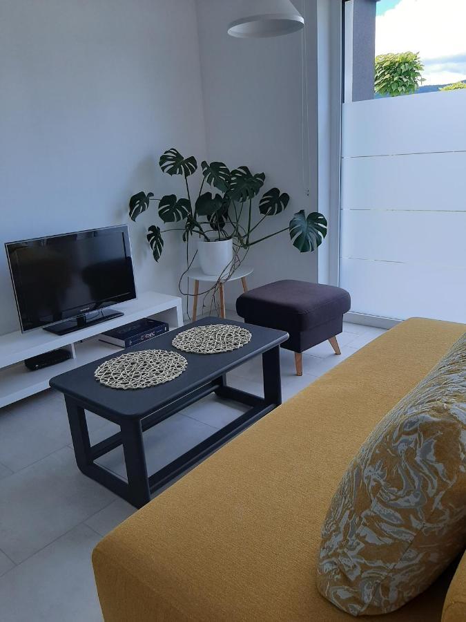 Green Bee Apartment Lesce  Zewnętrze zdjęcie