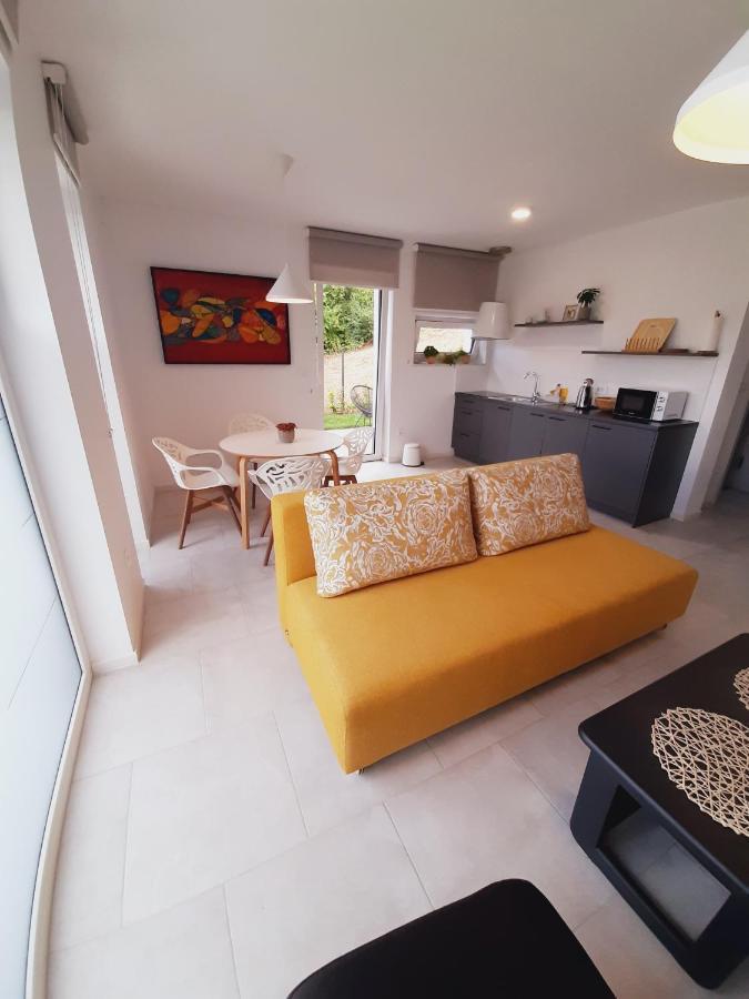Green Bee Apartment Lesce  Zewnętrze zdjęcie